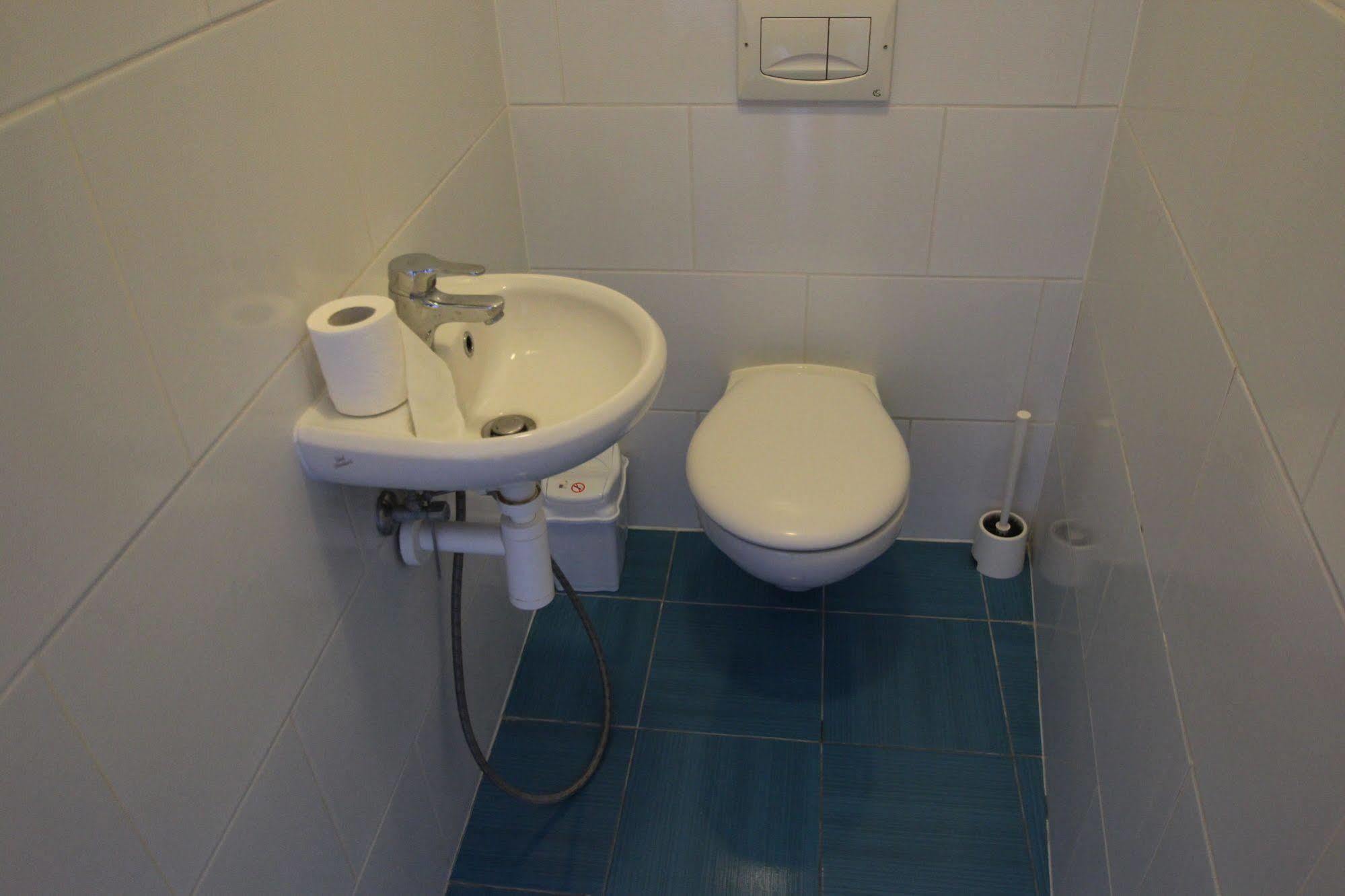 Apartman Halex Centrum City Aupark ปิเอชตานี ภายนอก รูปภาพ